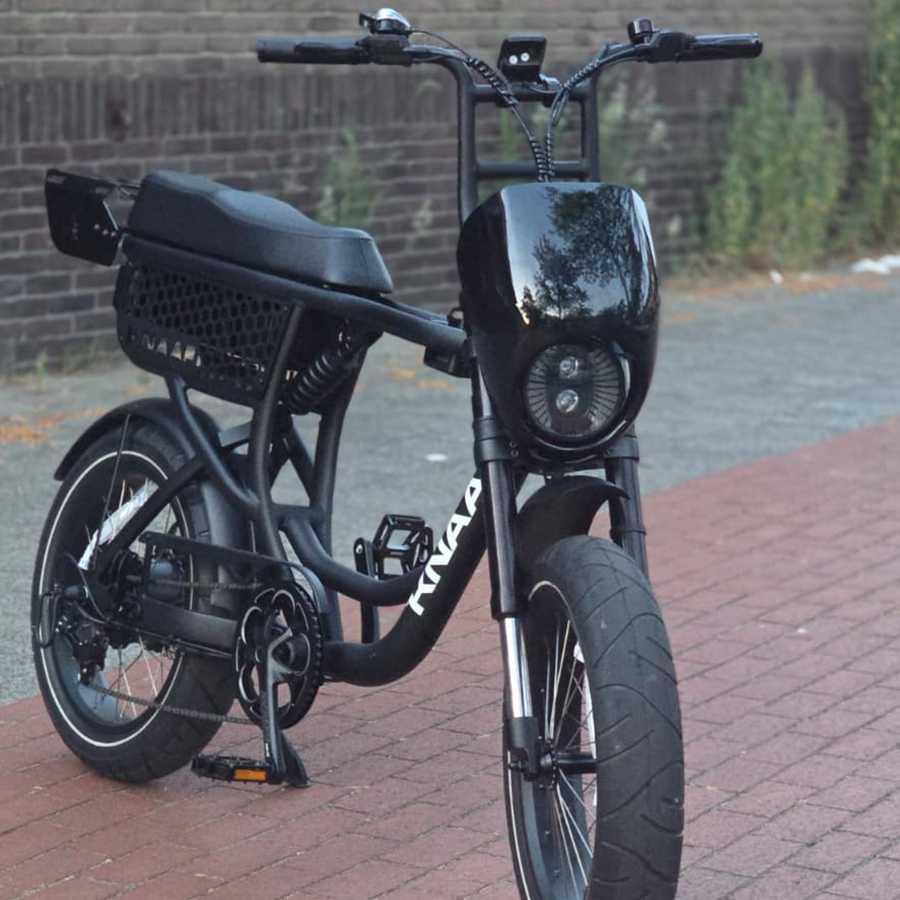 Knaap HRLY Front Glans Zwart
