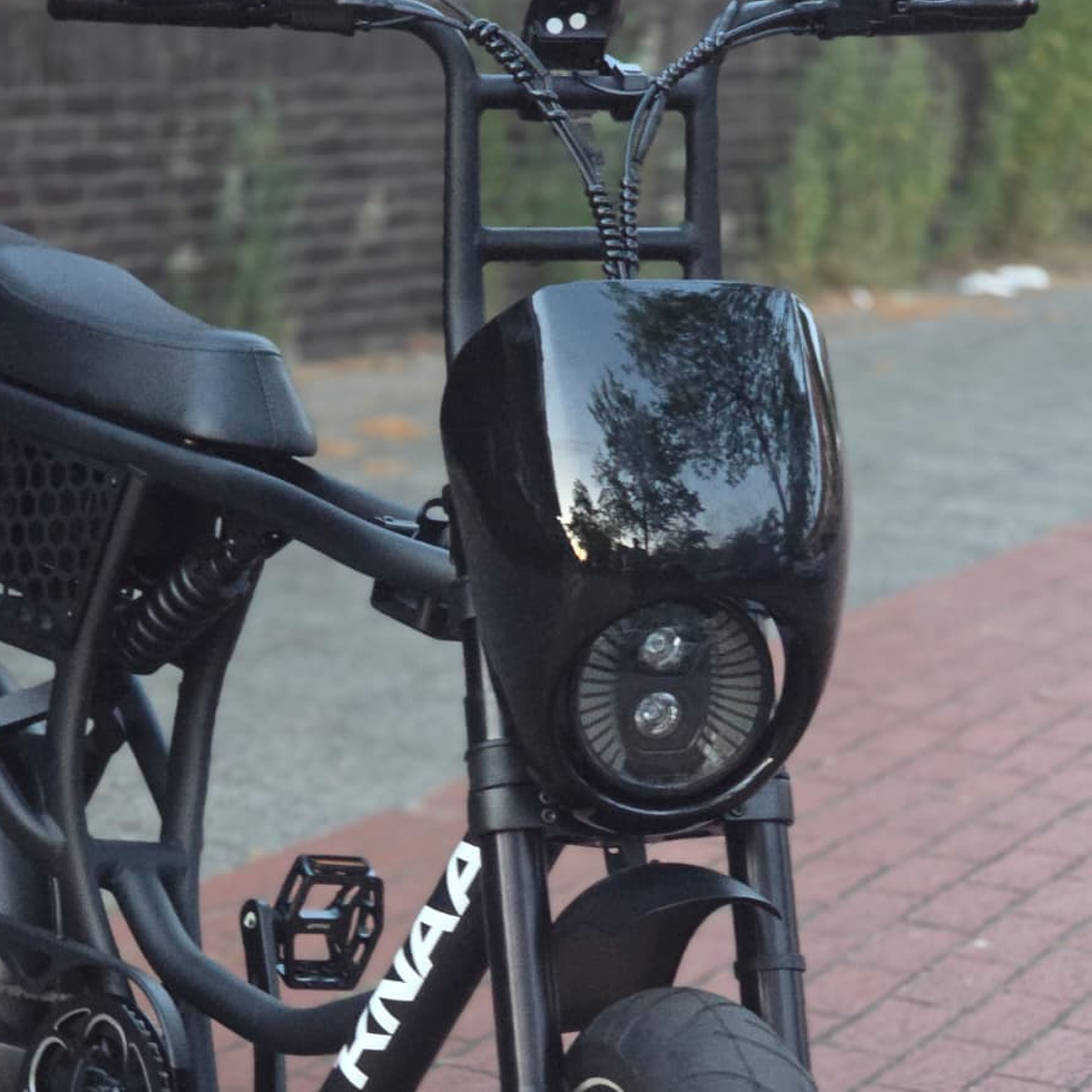 Knaap HRLY Front Glans Zwart
