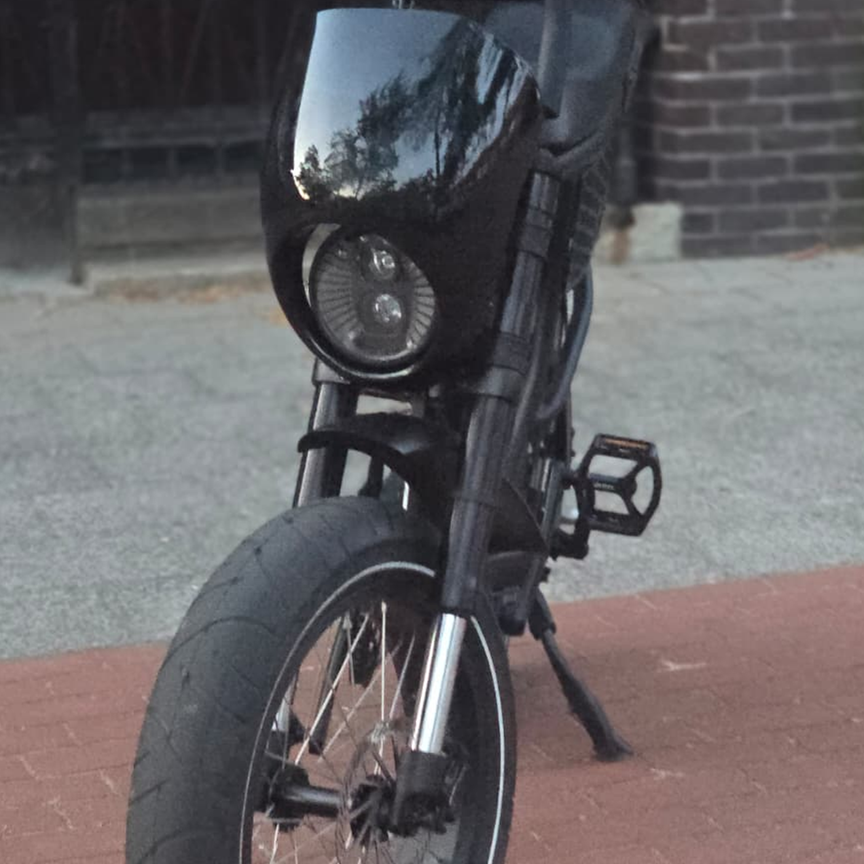 Knaap HRLY Front Glans Zwart
