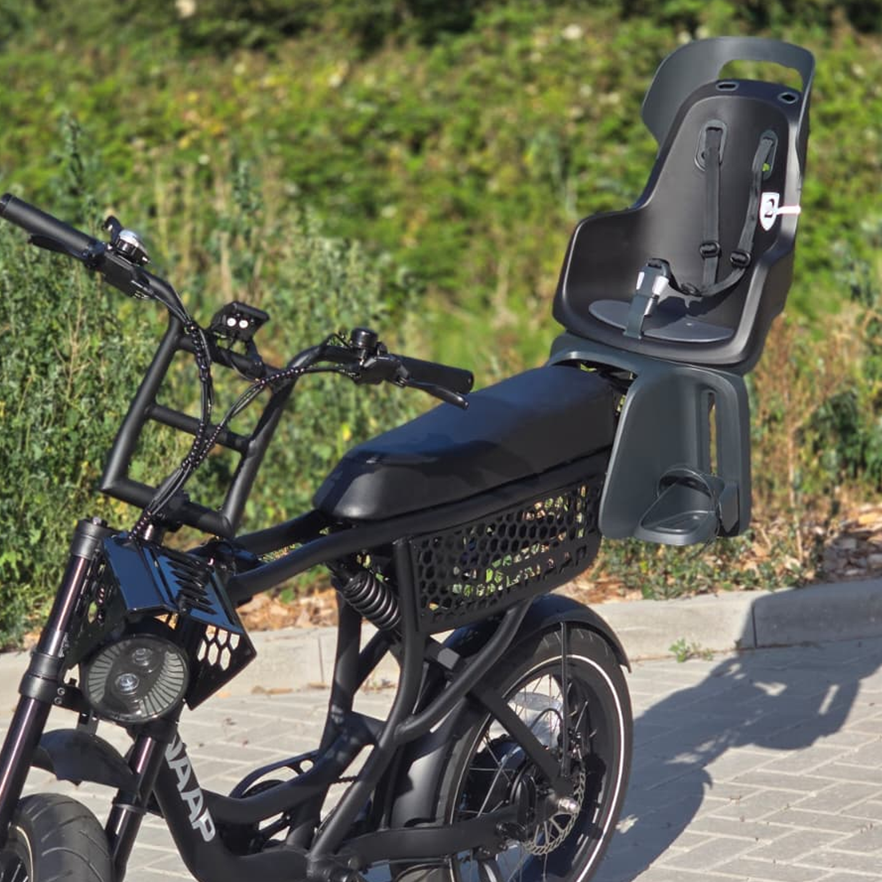 Knaap Achterdrager + Bobike GO Maxi Kinderzitje