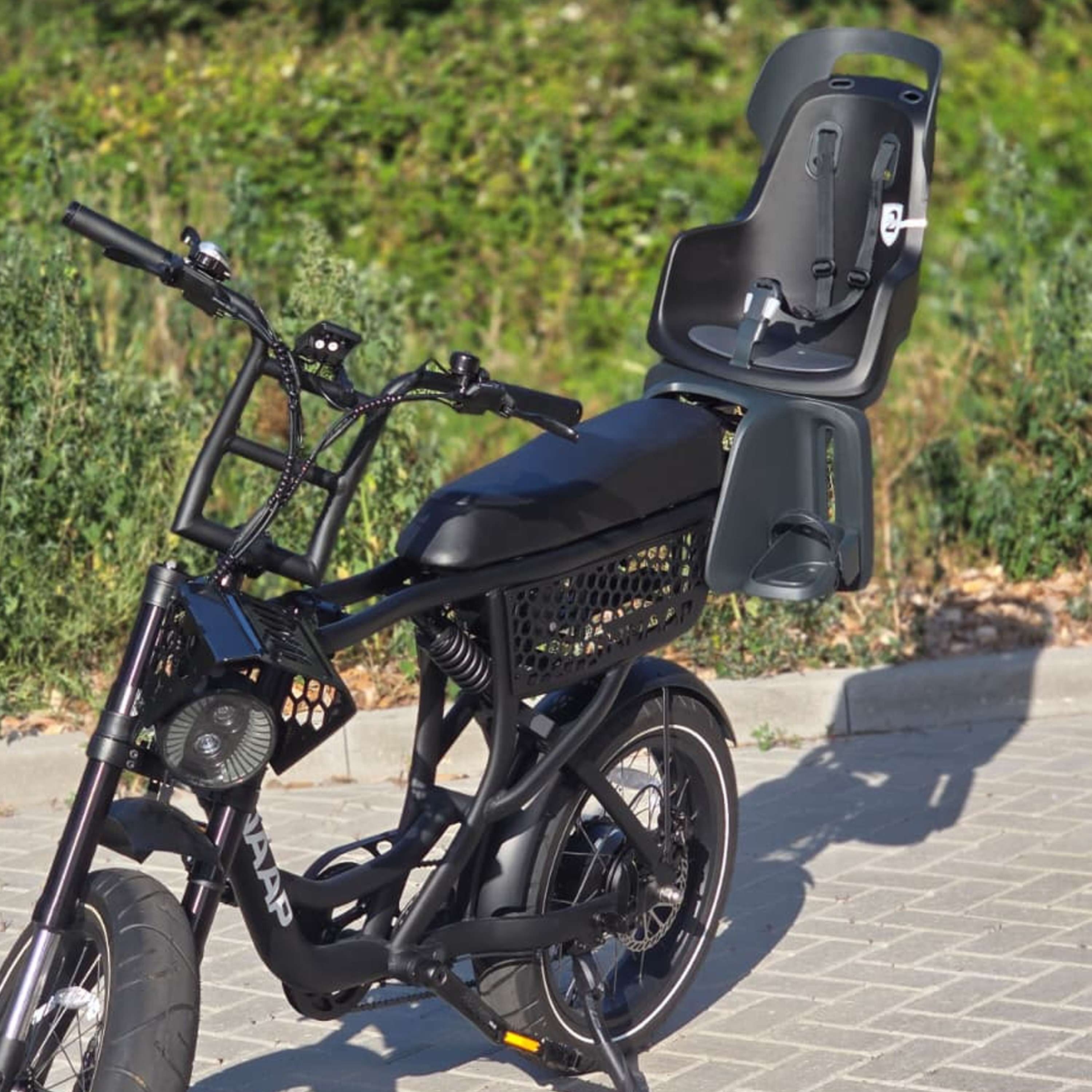 Knaap Achterdrager + Bobike GO Maxi Kinderzitje