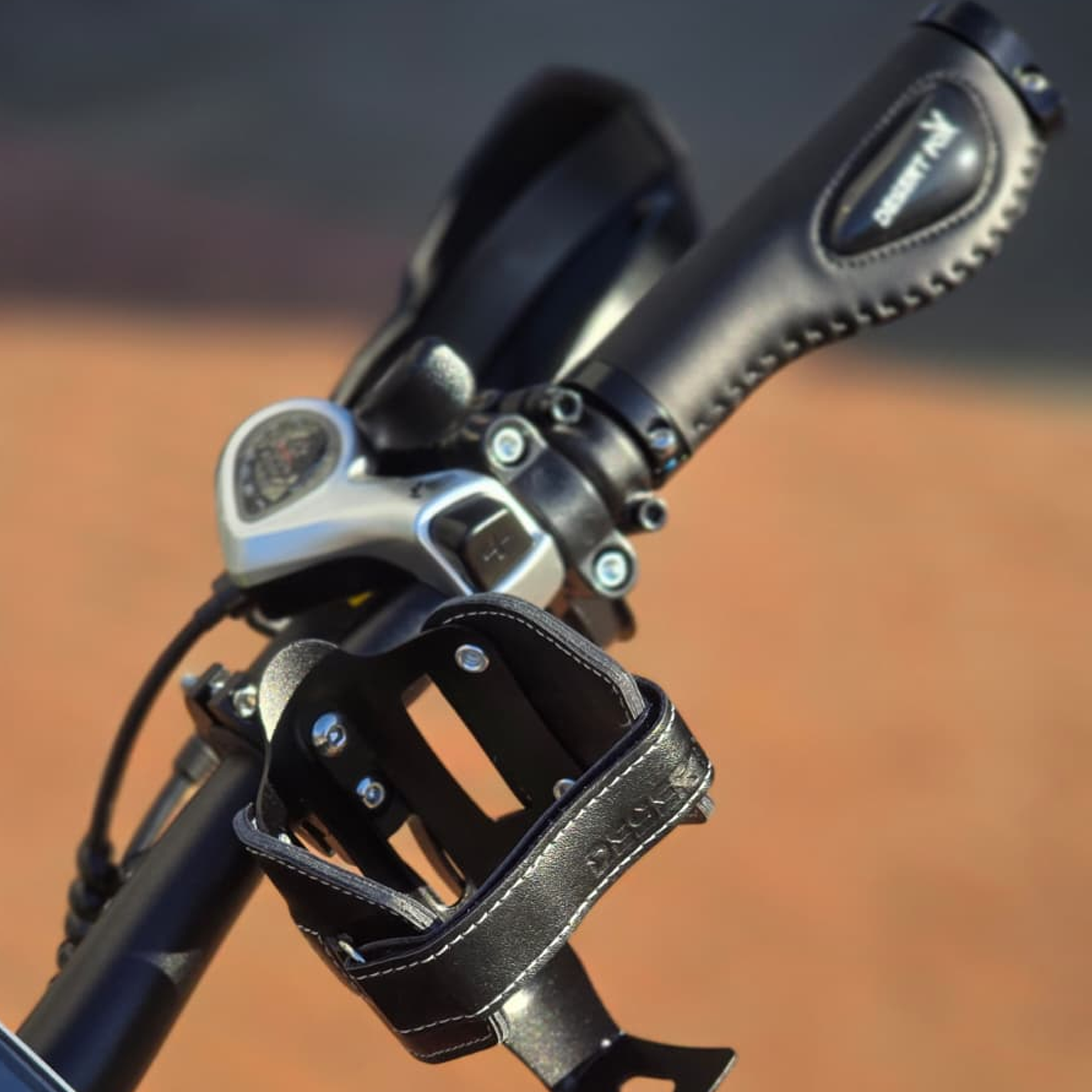 Ouxi GT-2000 Desert Fox Custom
