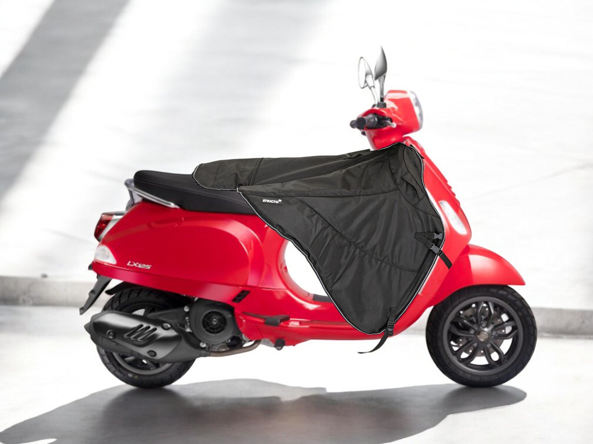 Stricto Titan Deep Black Beenkleed