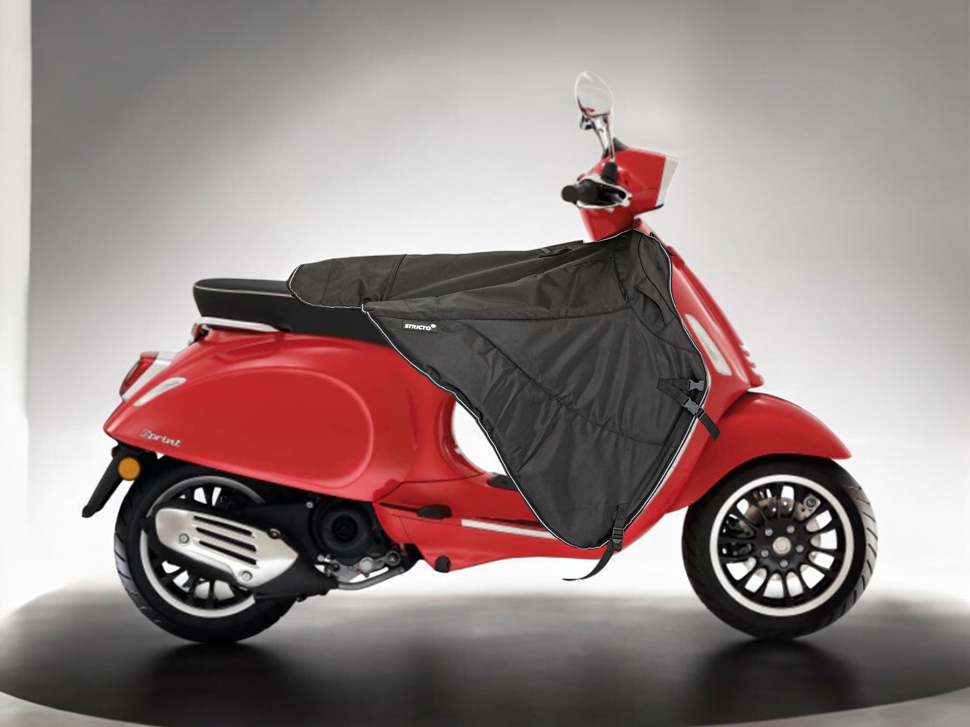 Stricto Titan Deep Black Beenkleed